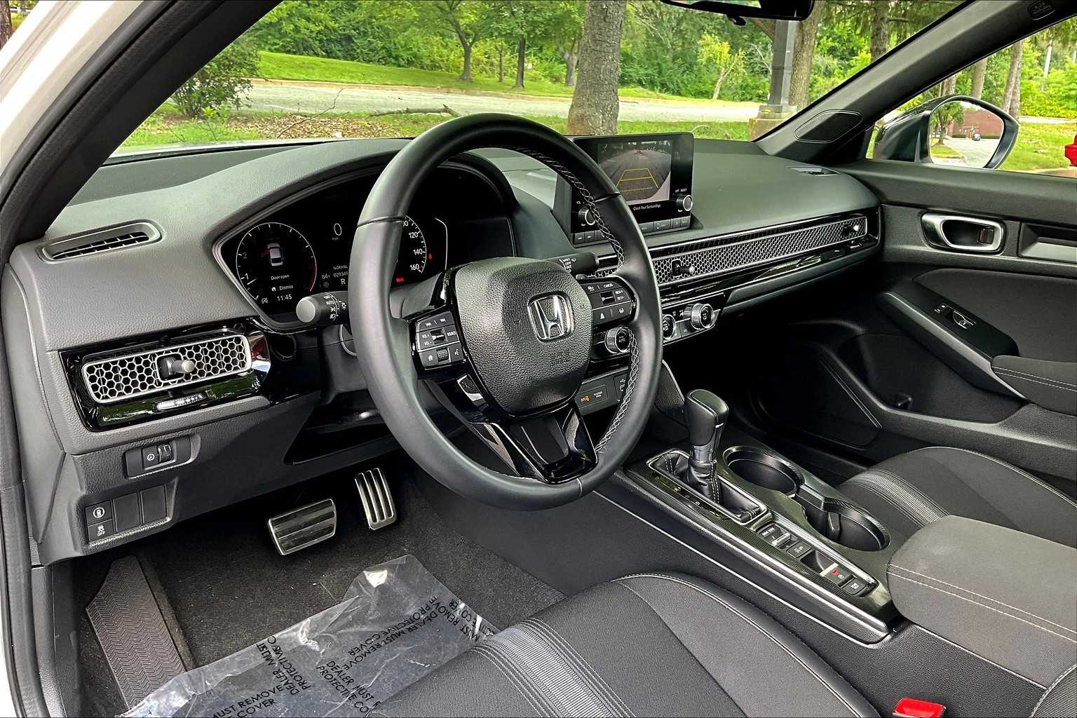 2023 Honda Civic Sport photo 17