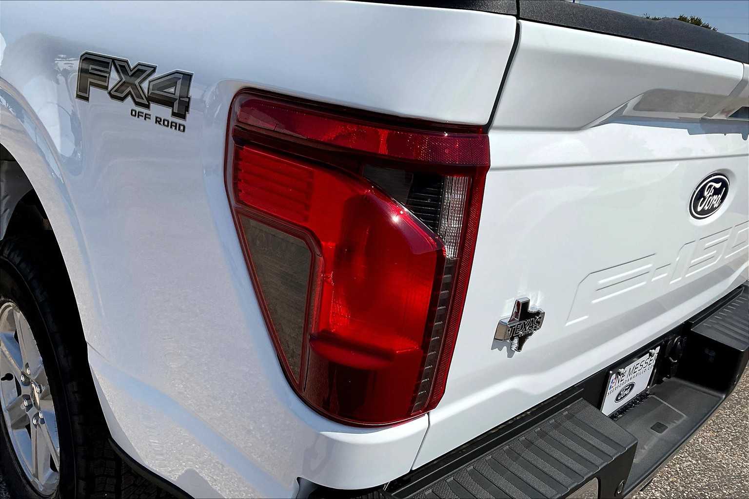 2025 Ford F-150 XLT photo 14