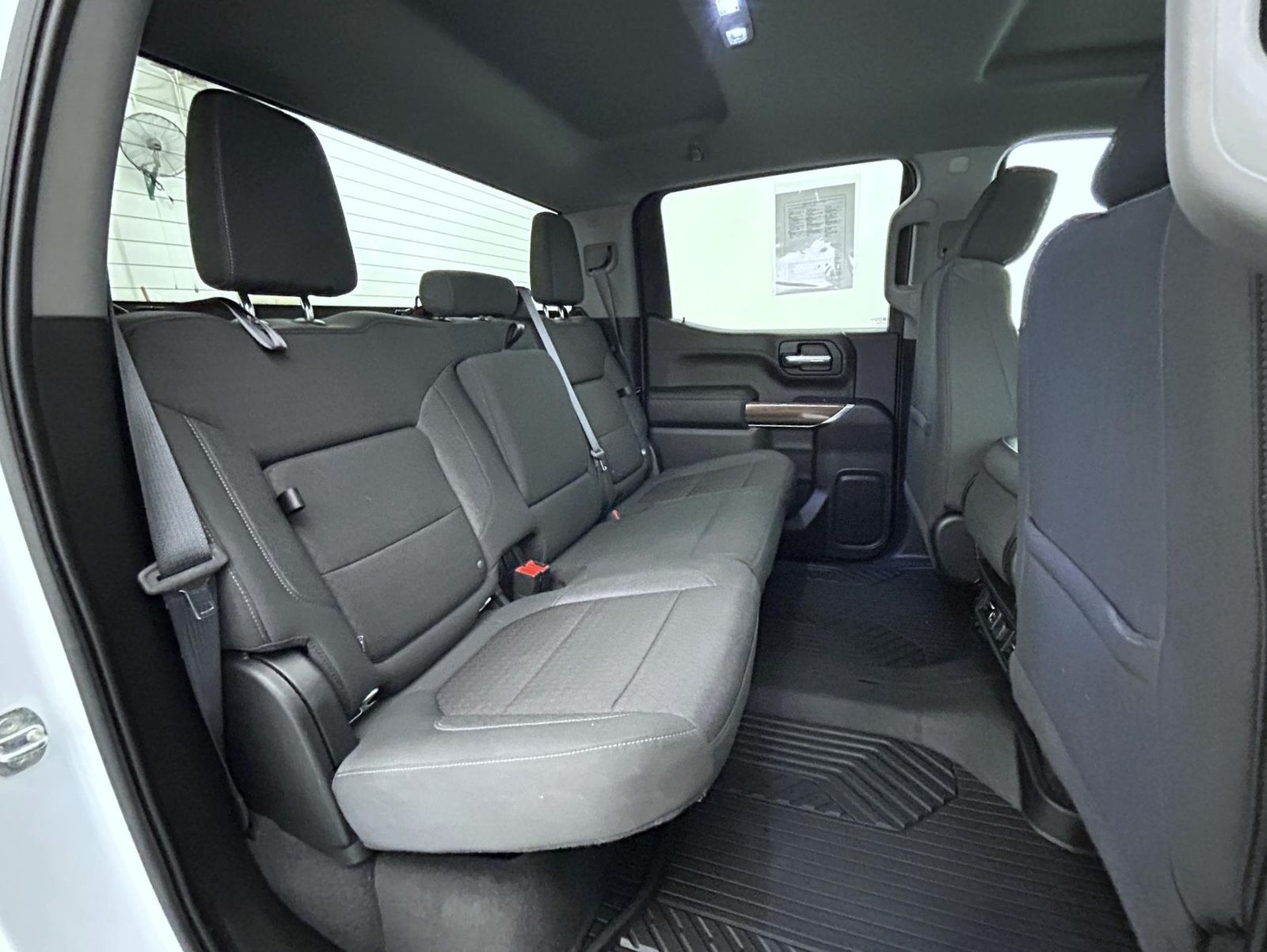 2020 Chevrolet Silverado 1500 RST photo 16