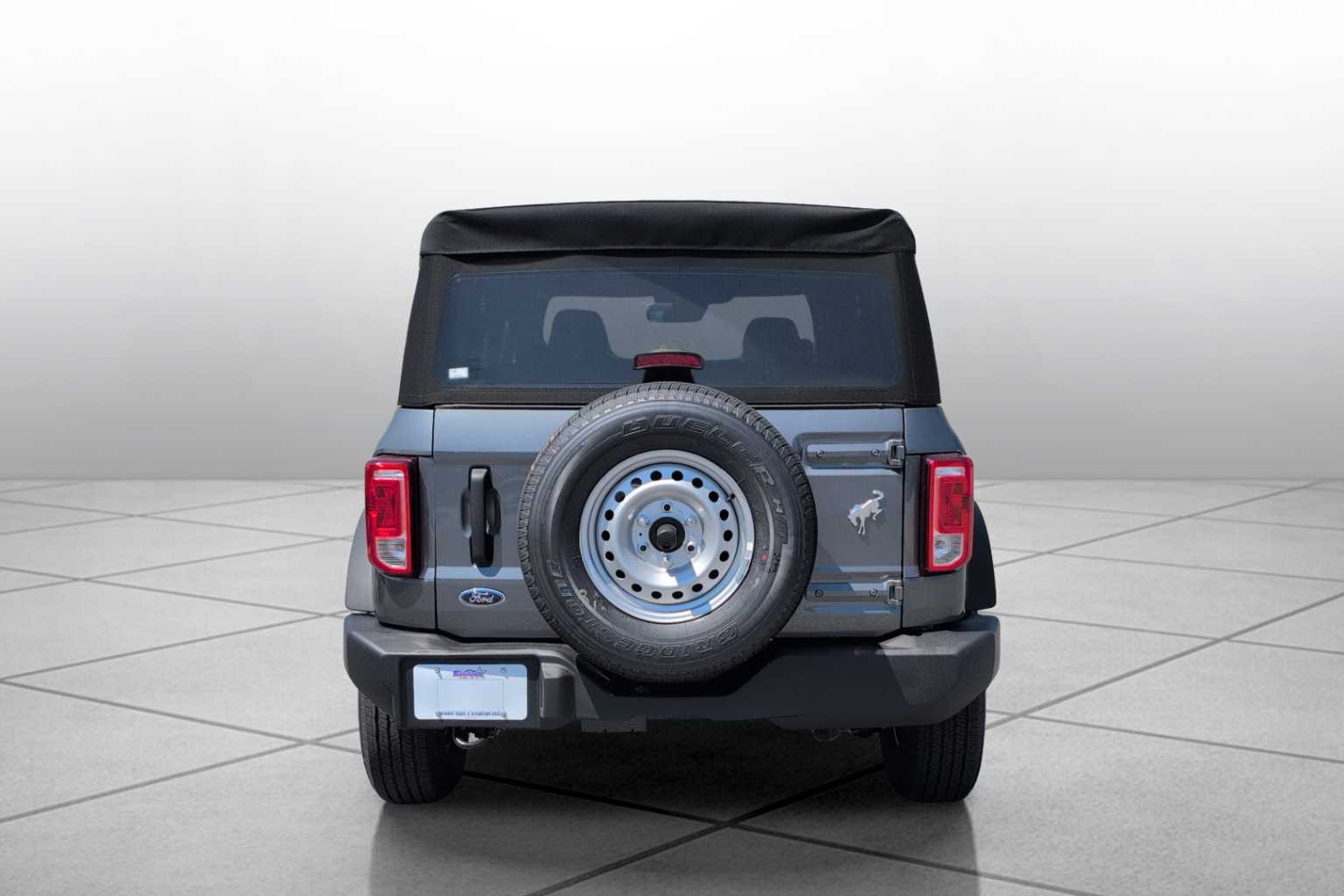 2025 Ford Bronco Base photo 12