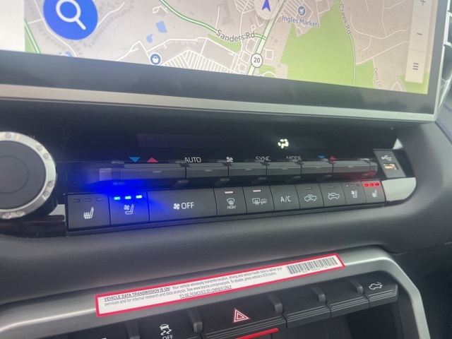 2025 Toyota Tundra Platinum photo 28