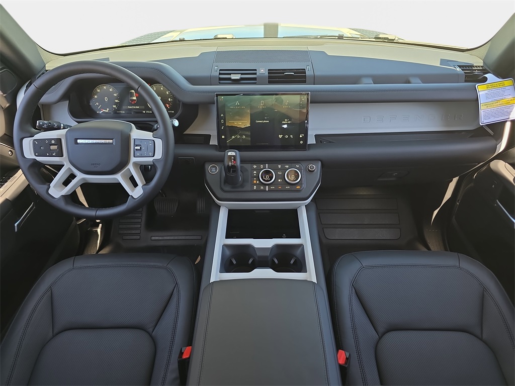 2025 Land Rover Defender 130 S photo 9