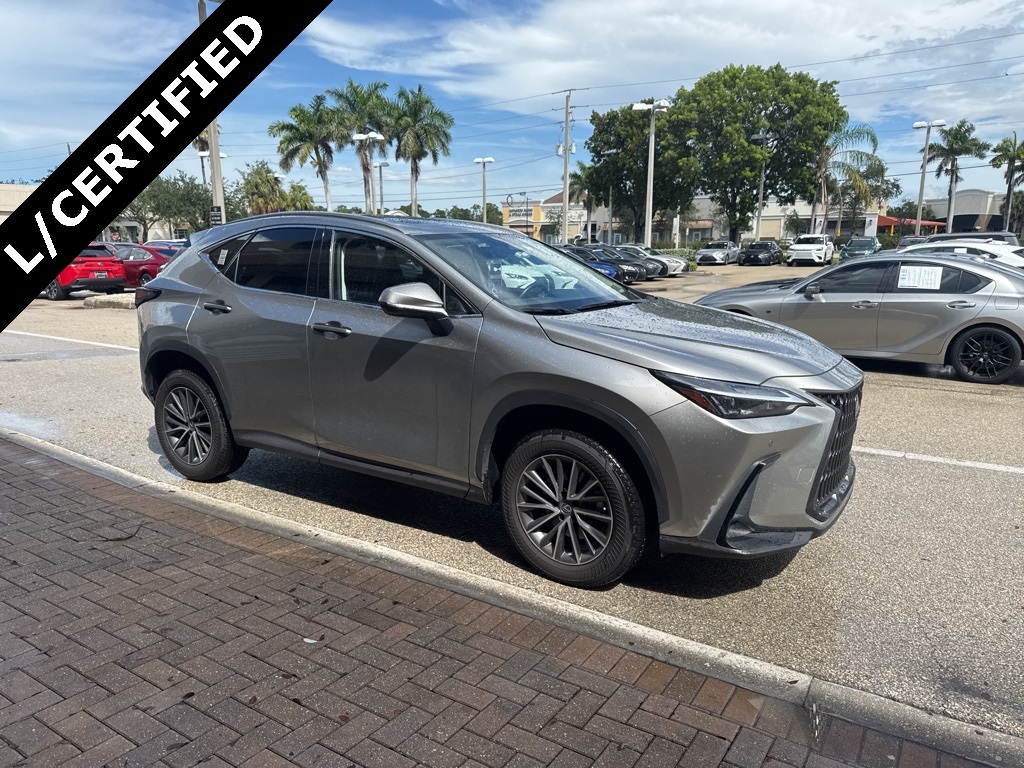 2022 Lexus NX 350 Premium photo 3