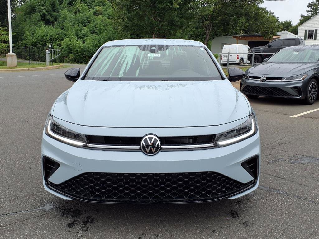 2025 Volkswagen Jetta Sport photo 2