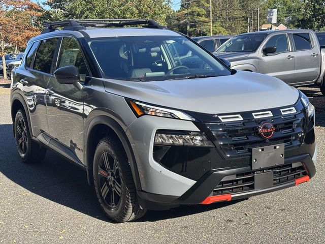 2026 Nissan Rogue SV photo 2