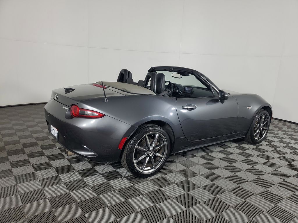 2021 Mazda MX-5 Miata Miata Grand Touring photo 4
