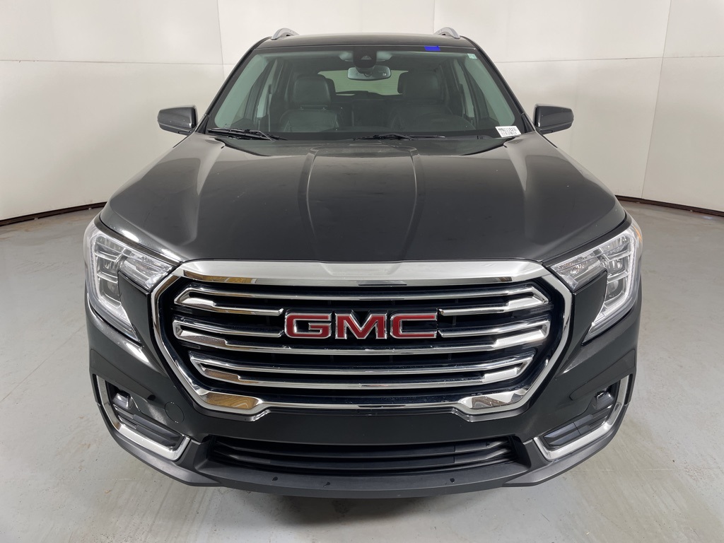 2024 Gmc Terrain SLT photo 3