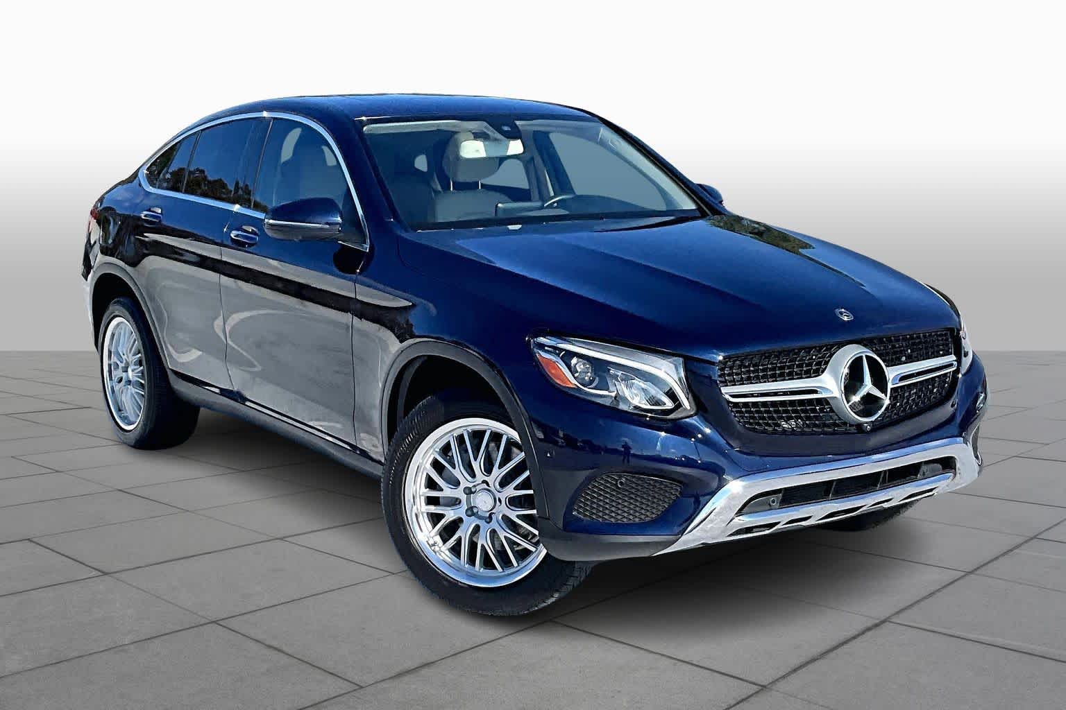 2019 Mercedes Benz GLC 300 4MATIC Coupe photo 2