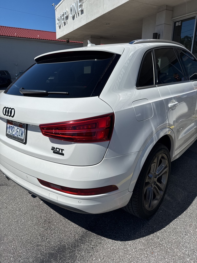 2017 Audi Q3 Premium Plus photo 4