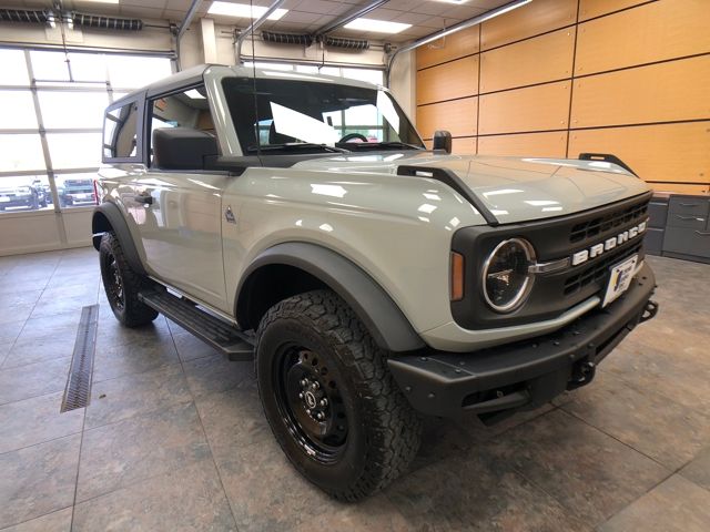 2021 Ford Bronco 2-Door Black Diamond's photo
