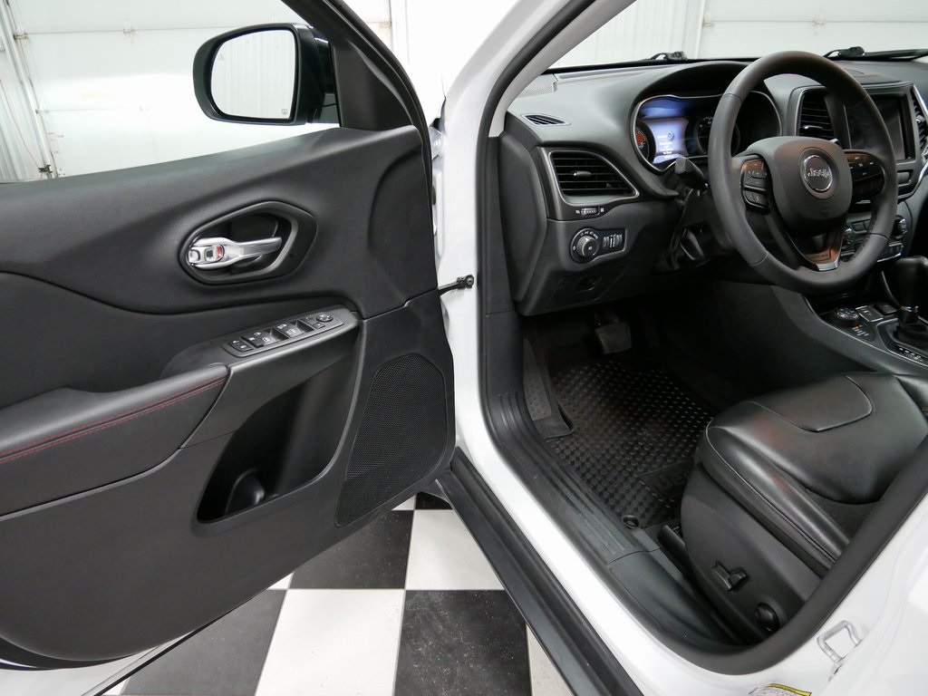 2022 Jeep Cherokee Trailhawk photo 12