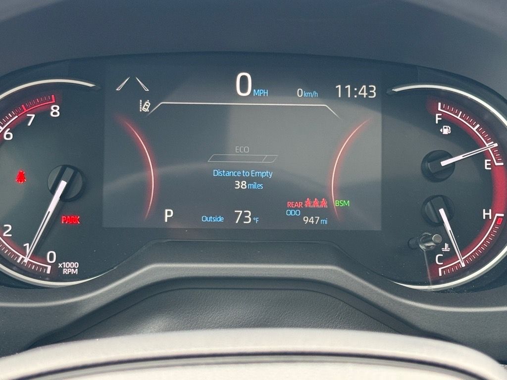 2025 Toyota RAV4 XLE photo 18