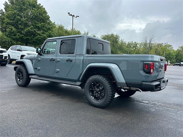 2025 Jeep Gladiator Sport photo 5