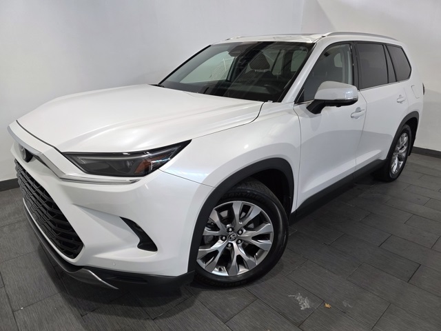 2024 Toyota Grand Highlander Limited's photo
