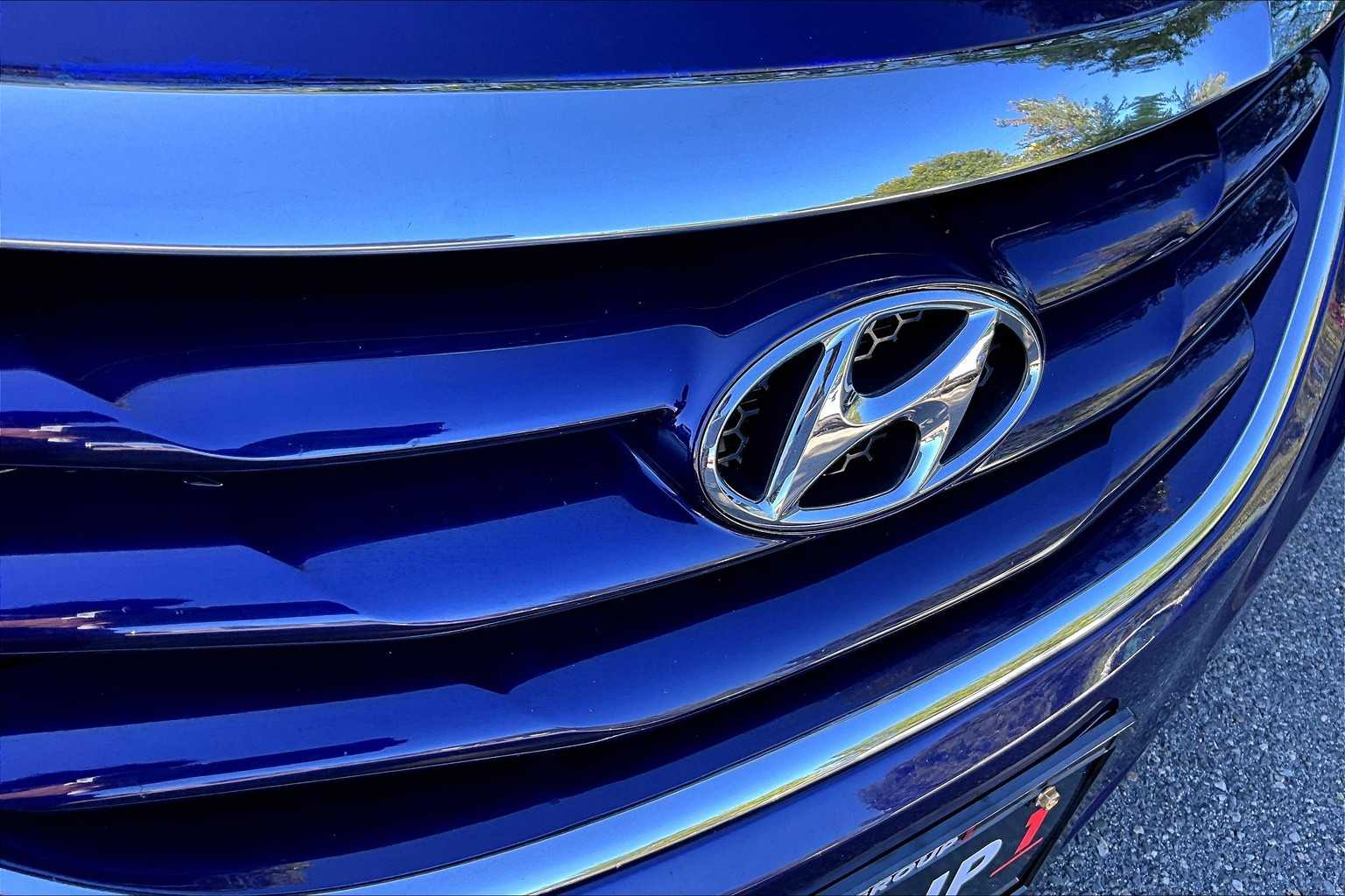 2013 Hyundai Sonata GLS photo 25