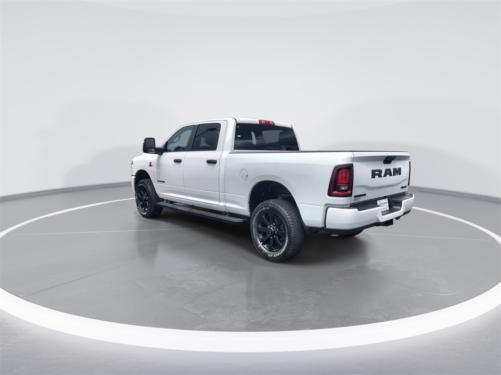 2026 Ram 2500 Big Horn photo 6