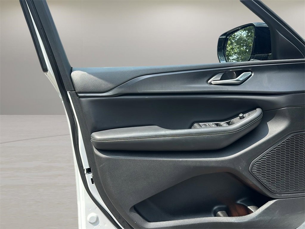 2023 Jeep Grand Cherokee Altitude photo 23