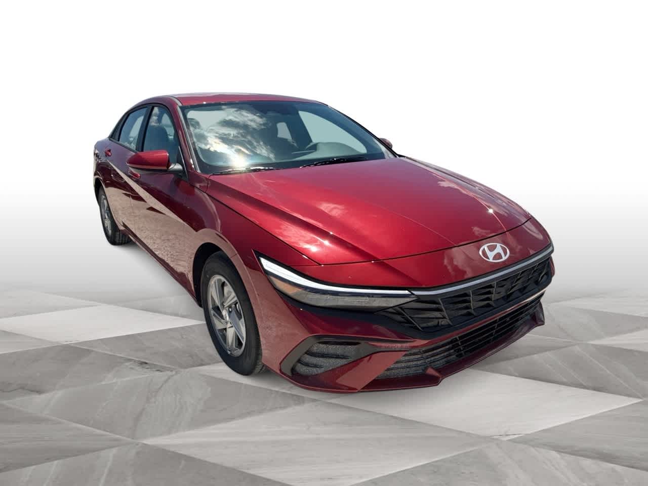 2025 Hyundai Elantra SE photo 2