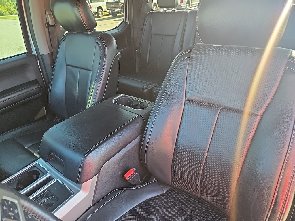 2018 Ford F-150 Lariat photo 13