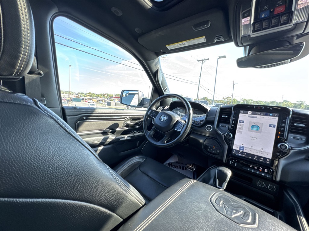 2022 Ram 1500 Laramie photo 15