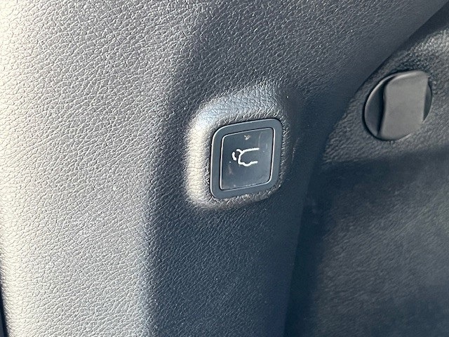 2022 Jeep Cherokee Limited photo 33