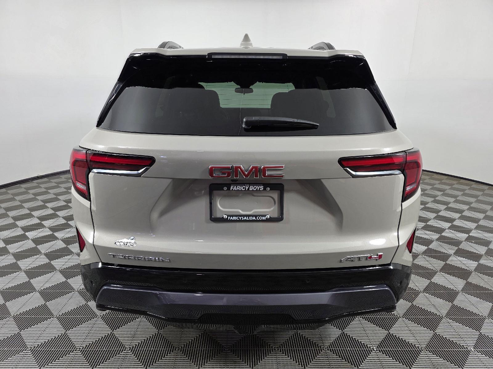 2026 Gmc Terrain AT4 photo 4