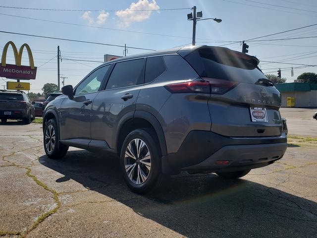 2023 Nissan Rogue SV photo 3