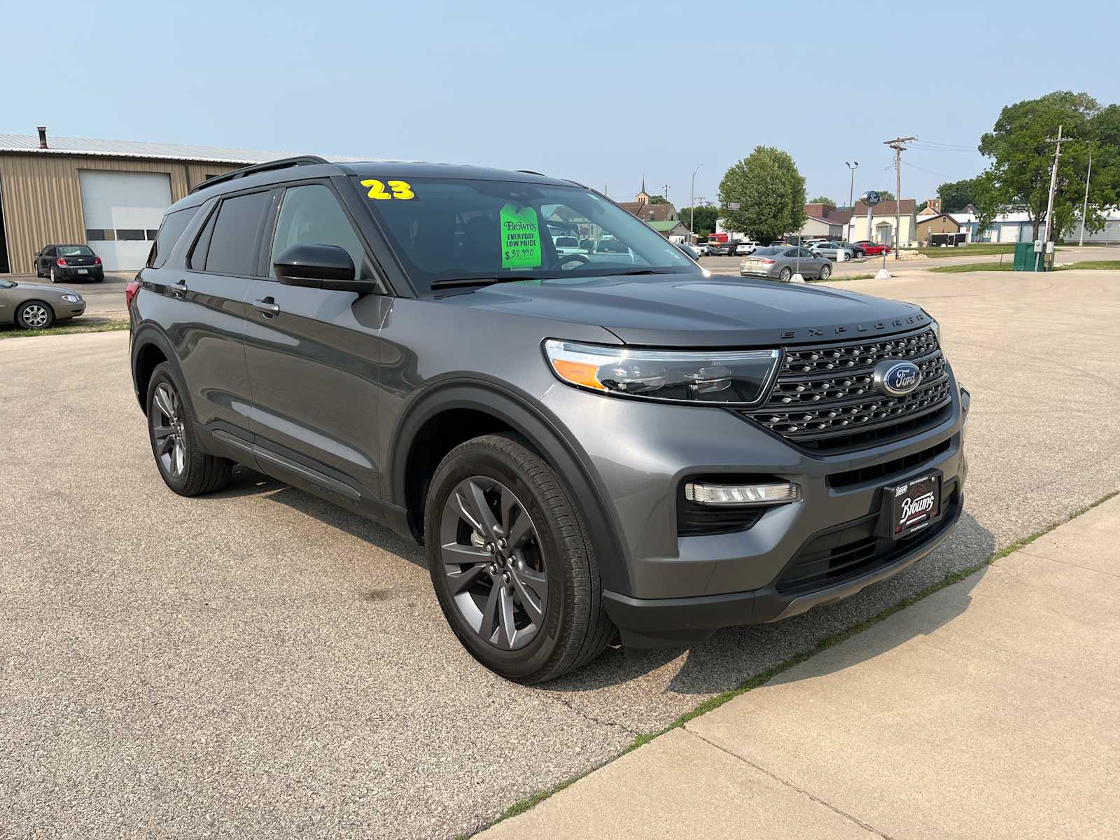 2023 Ford Explorer XLT photo 6
