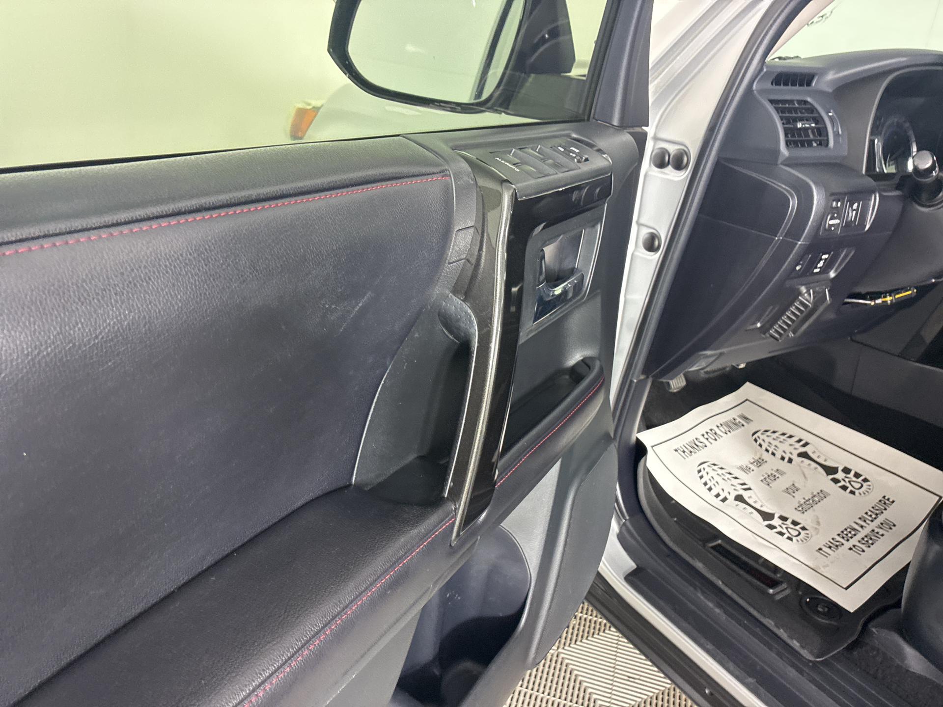 2016 Toyota 4Runner TRD Pro photo 9