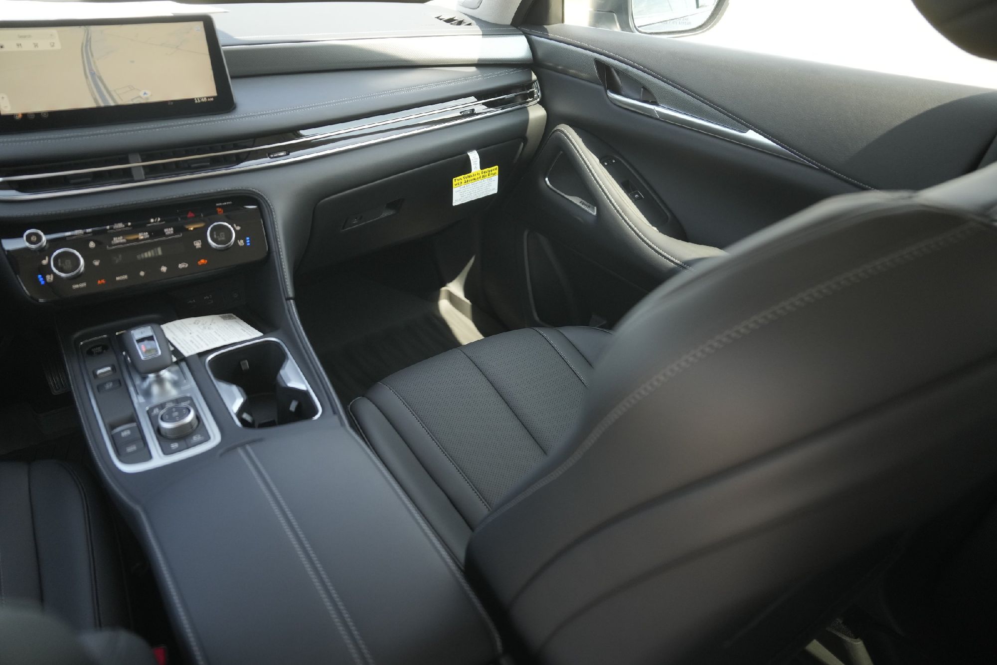 2026 Infiniti QX60 Luxe photo 17