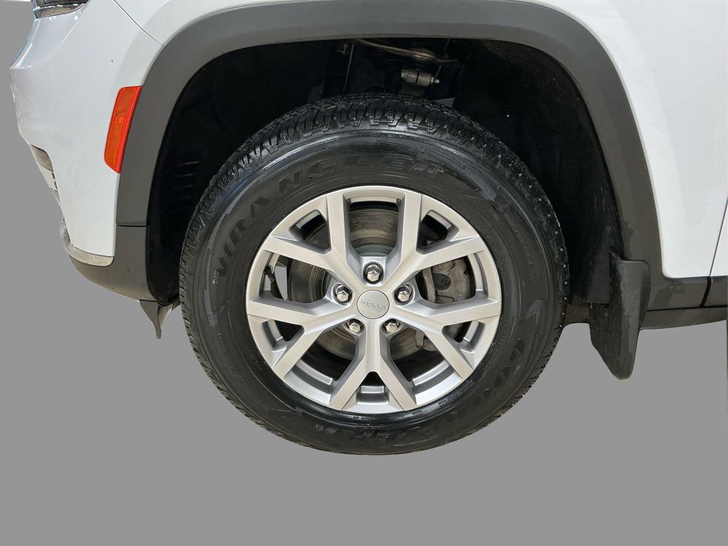 2022 Jeep Grand Cherokee Limited photo 11