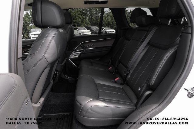 2023 Land Rover Range Rover SE photo 39