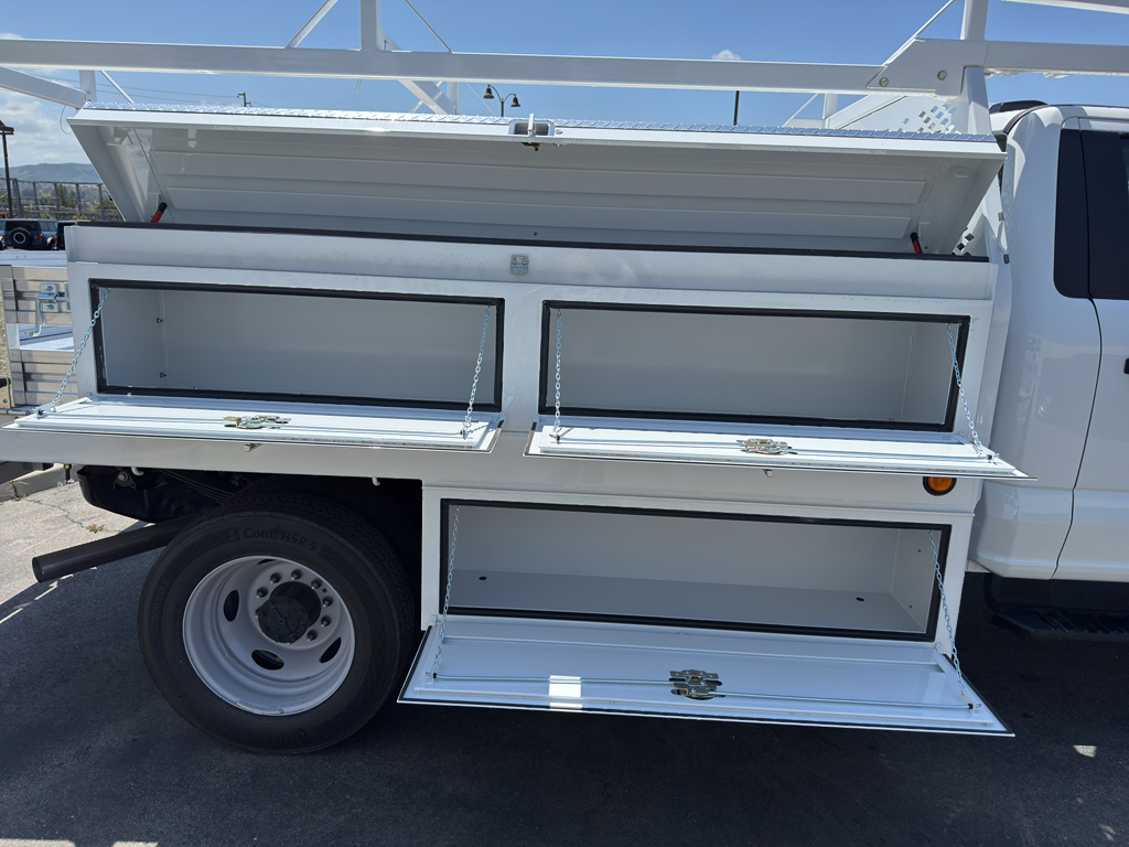 2024 Ford F-450 photo 8