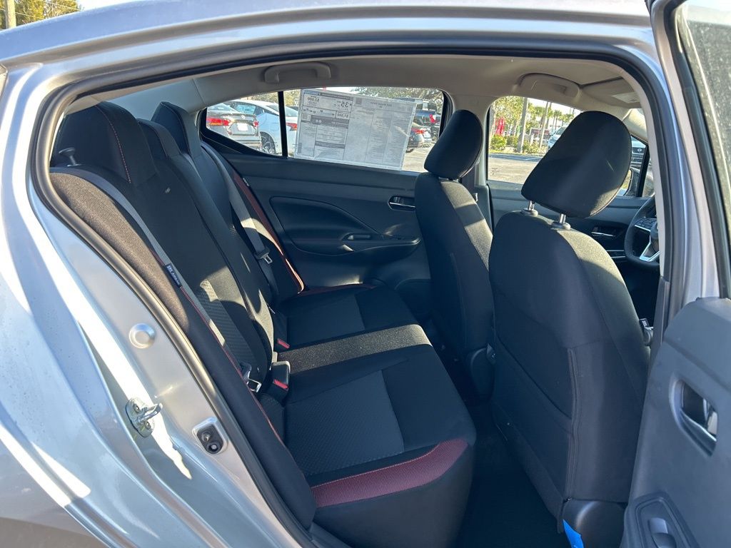 2025 Nissan Versa SR photo 34