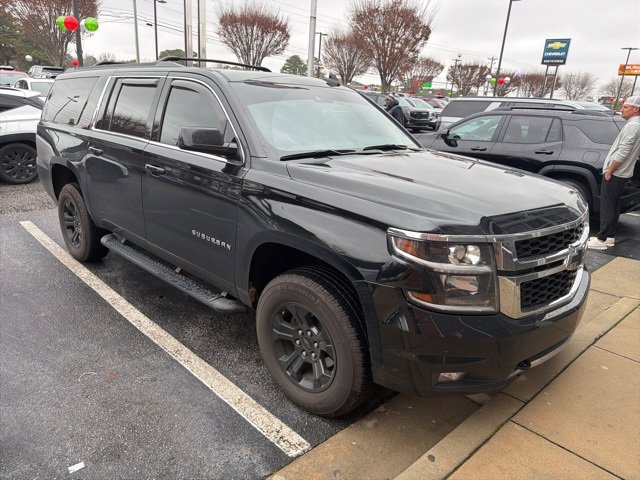 2020 Chevrolet Suburban LT's photo