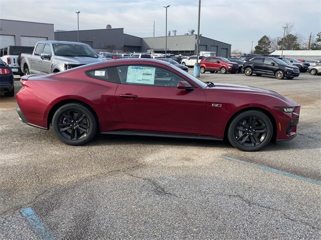 2025 Ford Mustang GT photo 2