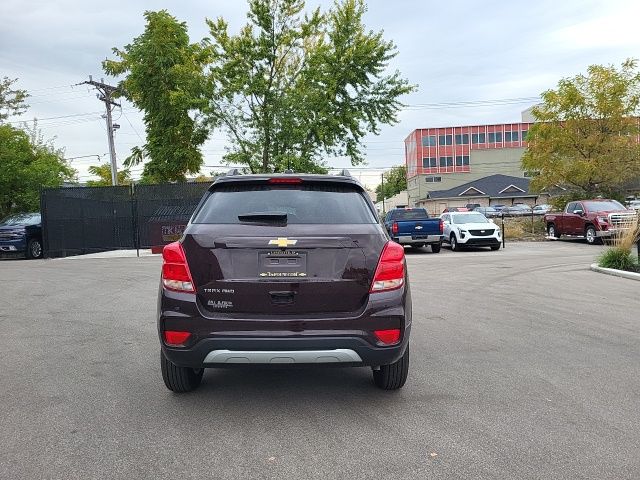 2022 Chevrolet Trax LT photo 3
