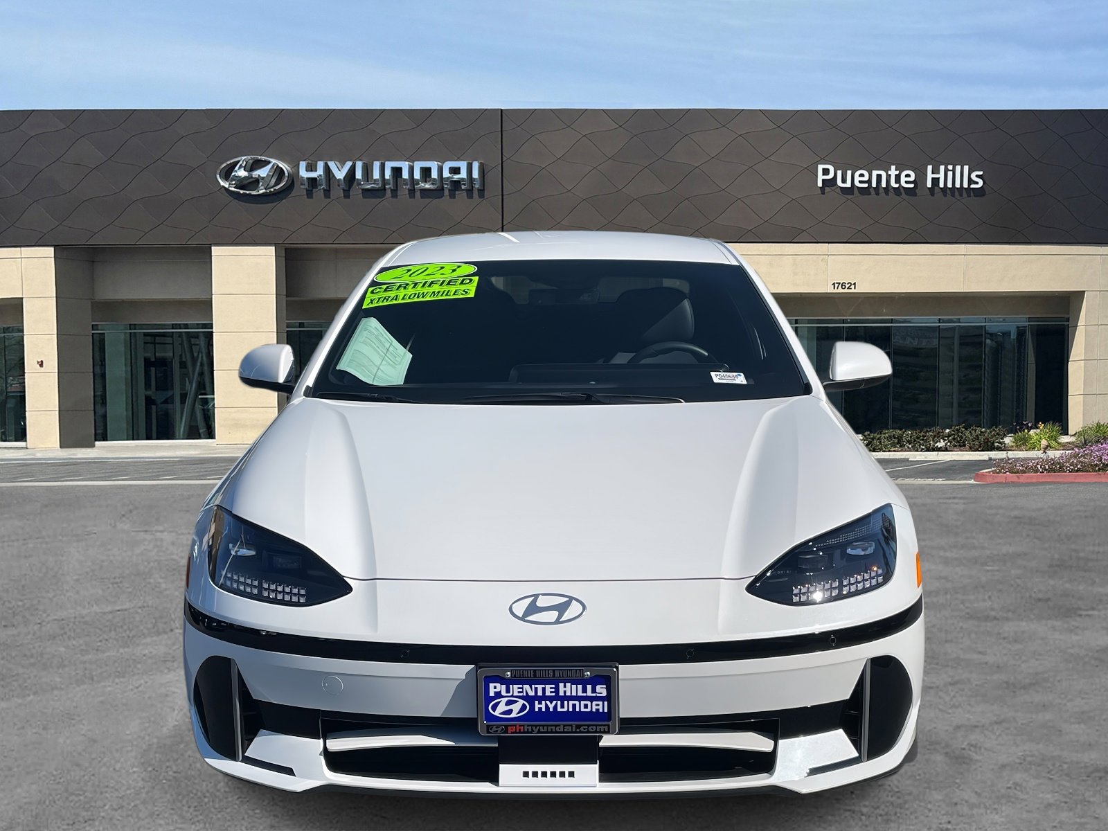 2023 Hyundai Ioniq 6 SEL photo 2