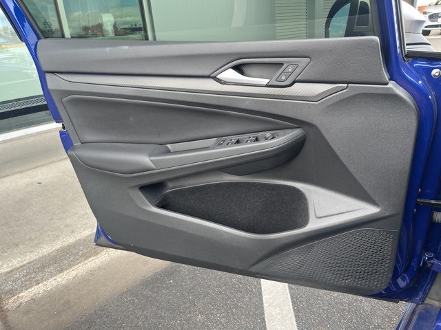2024 Volkswagen Golf R TSI photo 6