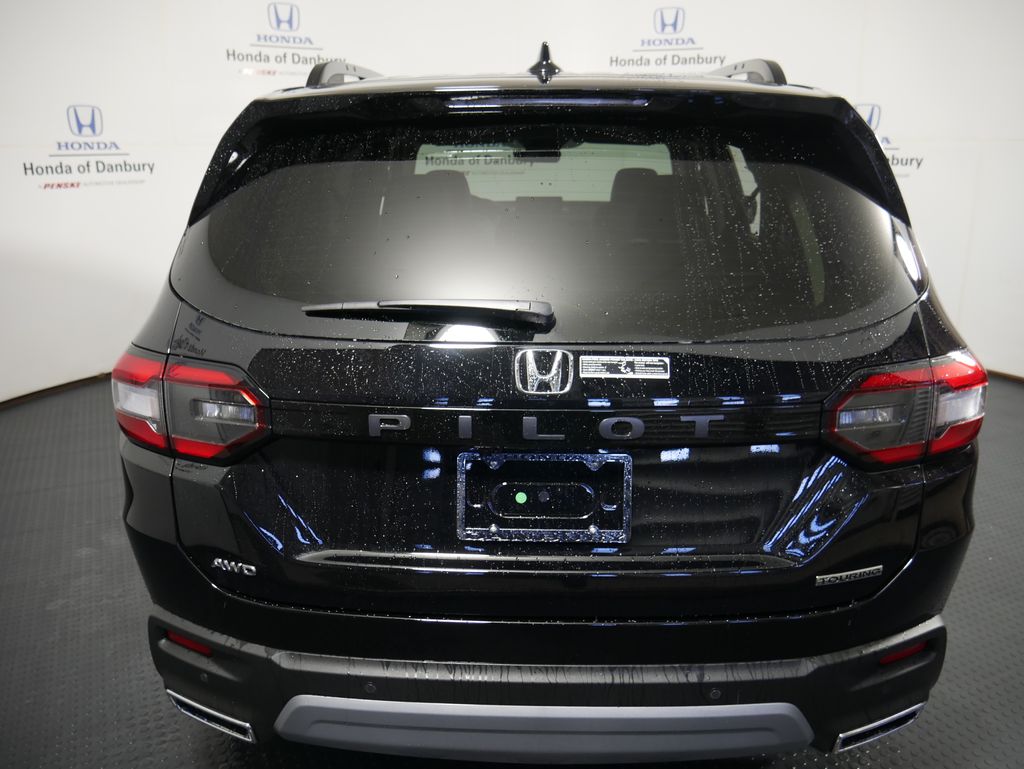 2025 Honda Pilot Touring photo 5