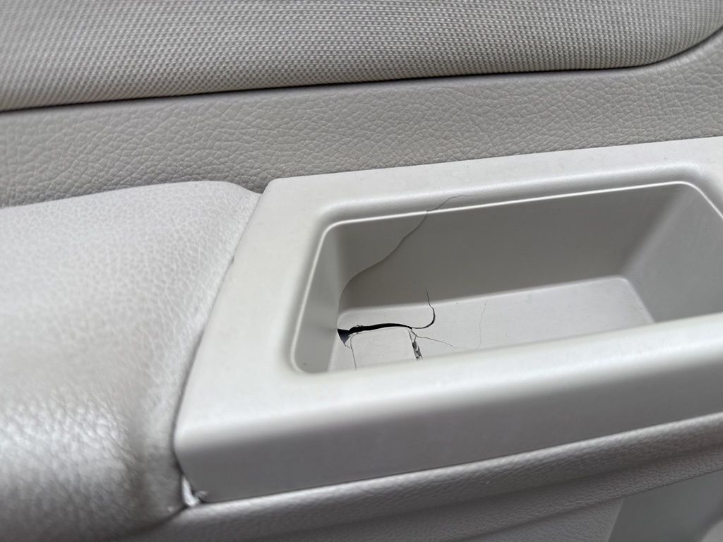 2014 Subaru Crosstrek 2.0i Premium photo 17
