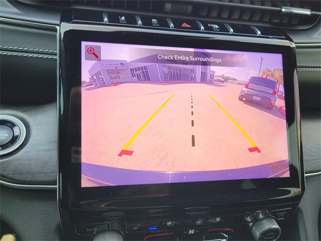 2021 Jeep Grand Cherokee Overland photo 32