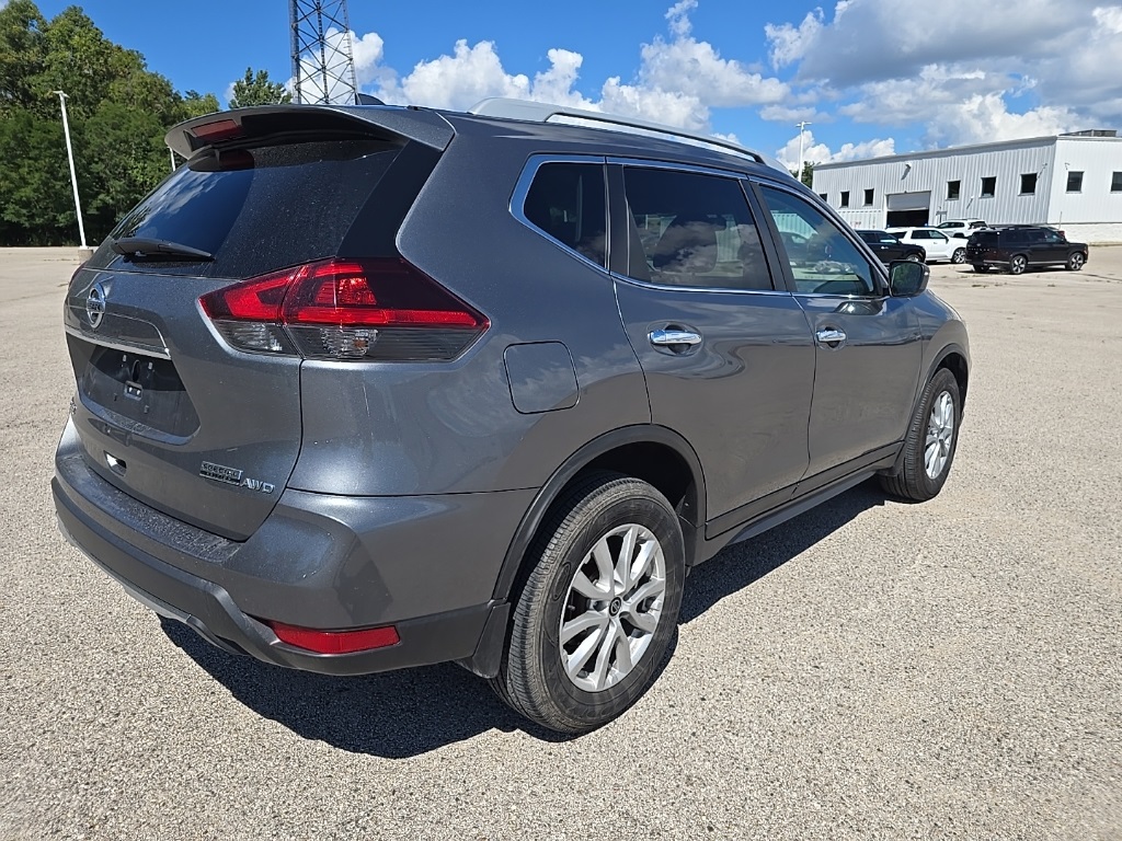2020 Nissan Rogue S photo 3