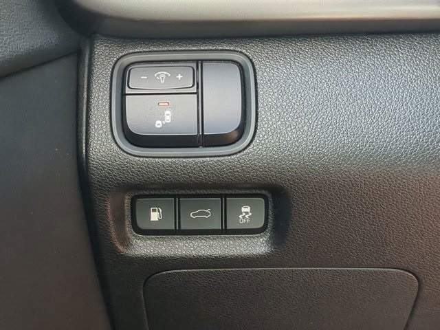 2018 Kia Optima LX photo 19