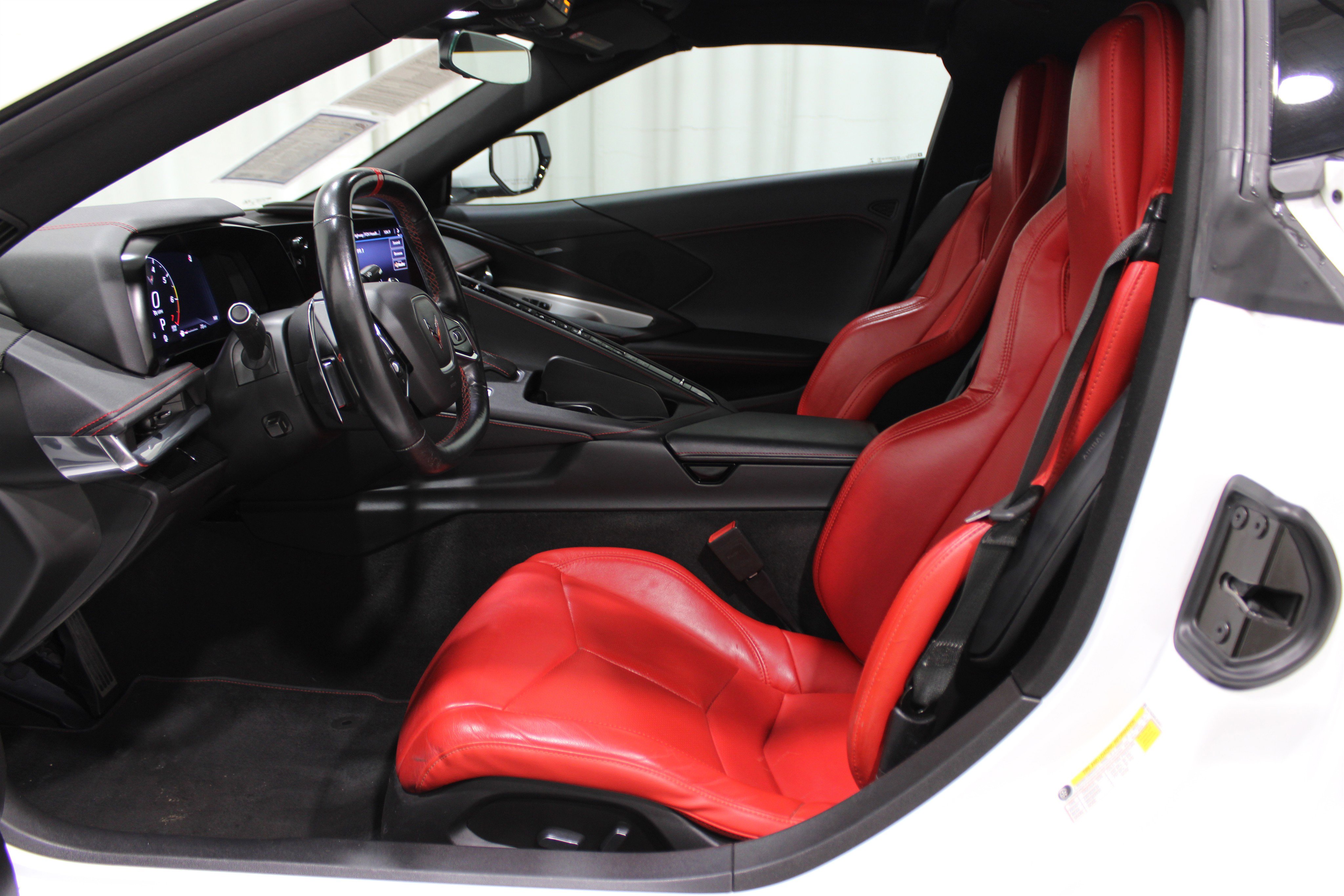 2020 Chevrolet Corvette Stingray 1LT photo 2