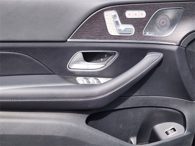 2022 Mercedes Benz GLS 450 4MATIC photo 9