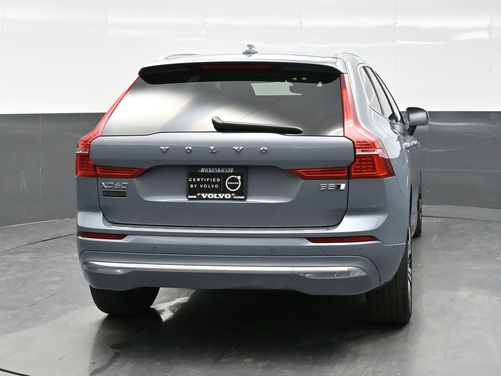 2023 Volvo XC60 B5 Plus photo 5