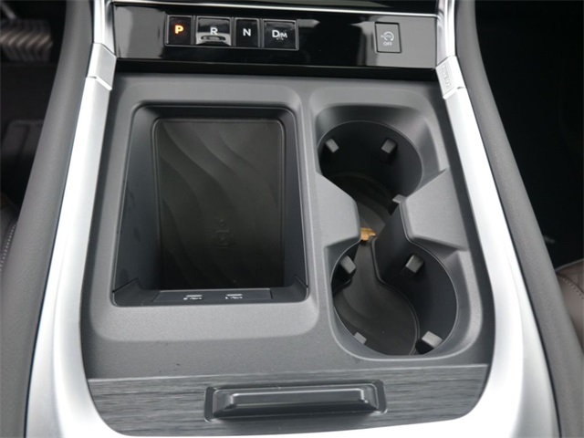 2026 Nissan Armada Platinum photo 4