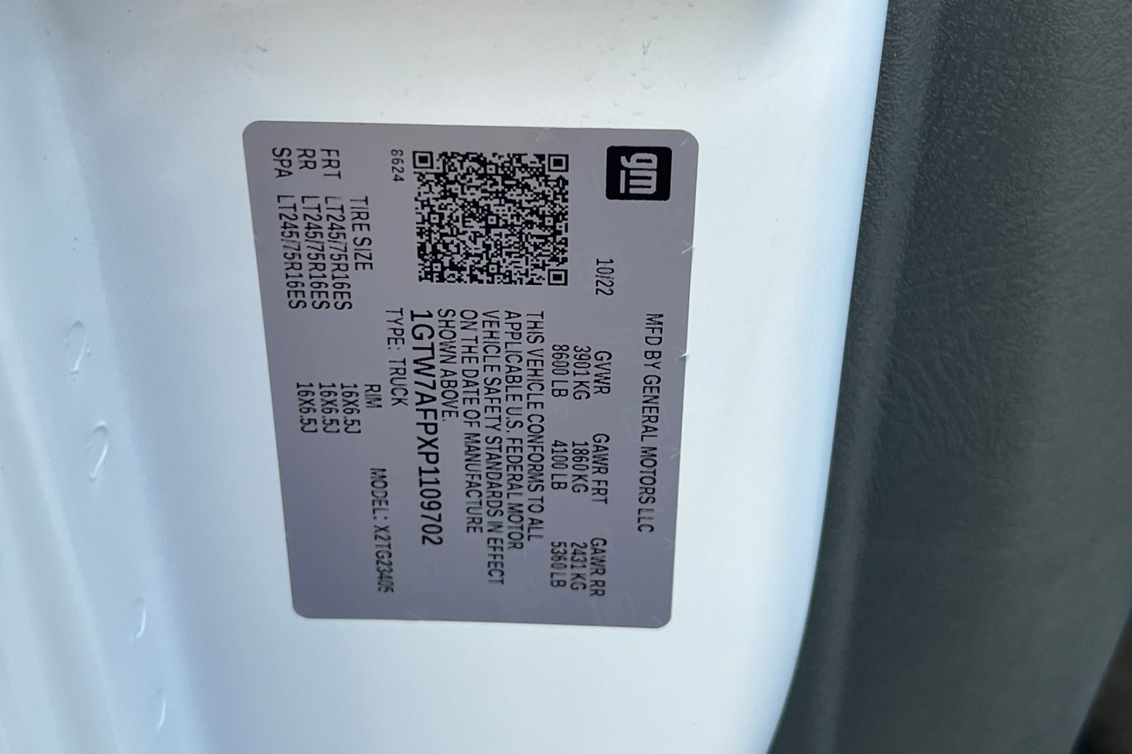 2023 Gmc Savana Cargo 2500 photo 22