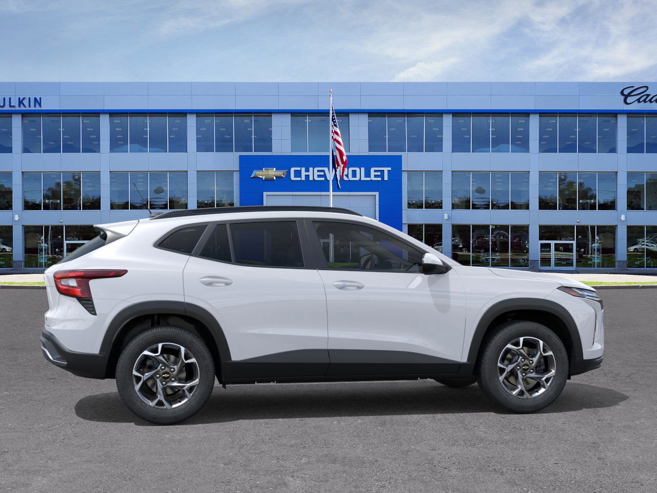 2025 Chevrolet Trax LT photo 4